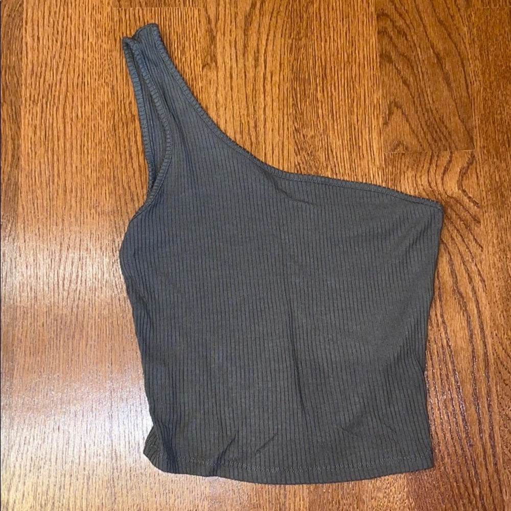 Olive top worn once